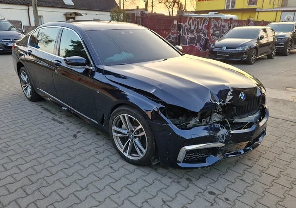 BMW Seria 7 cena 90900 przebieg: 154000, rok produkcji 2017 z Łosice małe 232